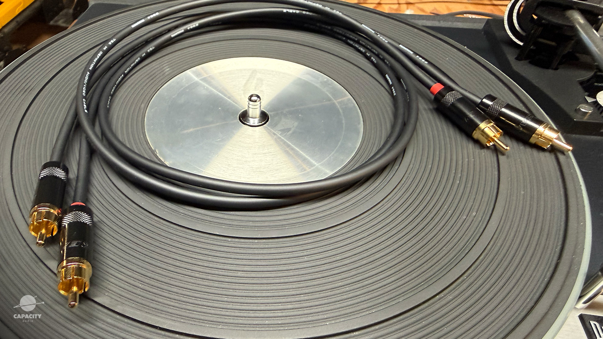 Dual 1229Q custom RCA cables
